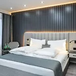 Parkhotel Braunau - 24 Stunden Self Check-in 4*