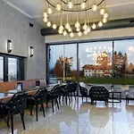 Parkhotel Braunau - 24 Stunden Self Check-in Oda ve Kahvaltı