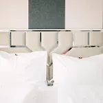 Bed & Breakfast Parkhotel Braunau - 24 Stunden Self Check-in
