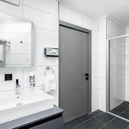 Parkhotel Braunau - 24 Stunden Self Check-in 4*