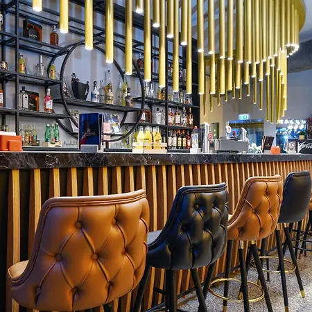 Parkhotel Braunau - 24 Stunden Self Check-in 住宿加早餐酒店