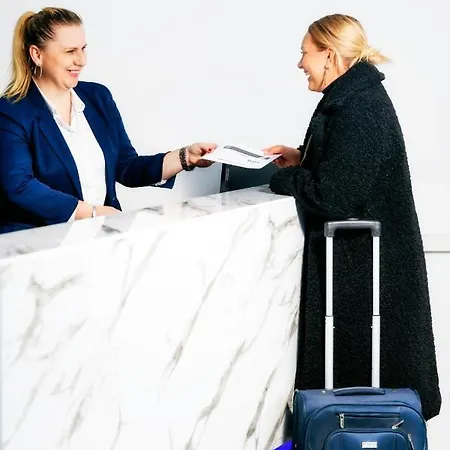 Parkhotel Braunau - 24 Stunden Self Check-in Bed & Breakfast