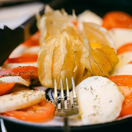 Parkhotel Braunau - 24 Stunden Self Check-in Alojamento de Acomodação e Pequeno-almoço Braunau am Inn