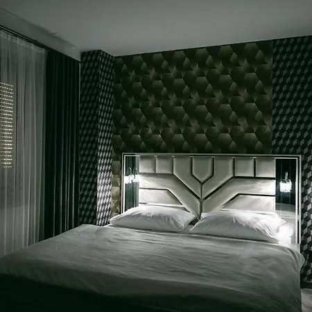 Parkhotel Braunau - Restaurant Und Bar 4*
