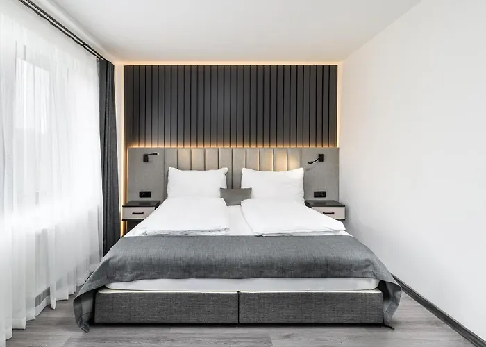 Oda ve Kahvaltı Parkhotel Braunau - 24 Stunden Self Check-in