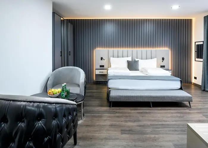 Oda ve Kahvaltı Parkhotel Braunau - 24 Stunden Self Check-in