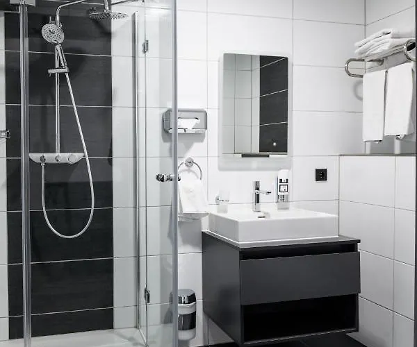 Parkhotel Braunau - 24 Stunden Self Check-in 4* Braunau am Inn