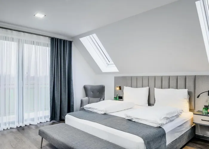 Parkhotel Braunau - 24 Stunden Self Check-in Oda ve Kahvaltı 4*