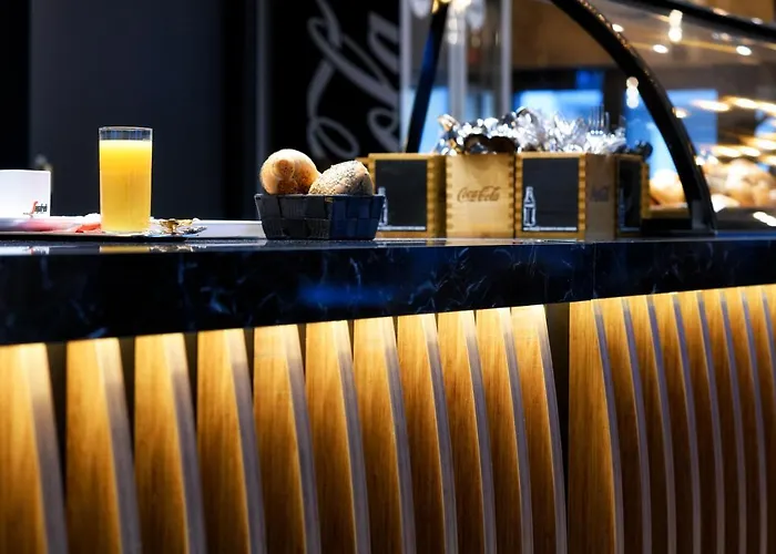 Parkhotel Braunau - 24 Stunden Self Check-in לינה וארוחת בוקר