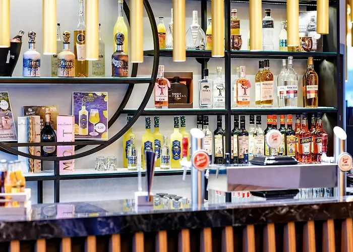 Oda ve Kahvaltı Parkhotel Braunau - 24 Stunden Self Check-in Braunau am Inn