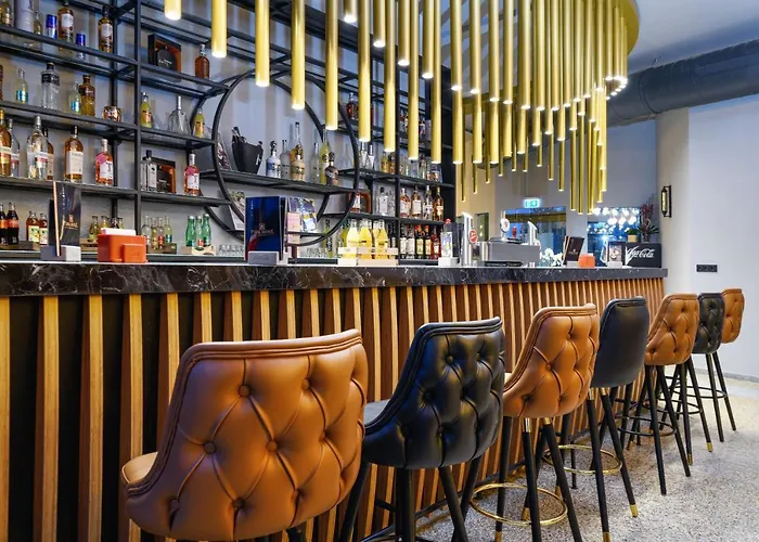 Parkhotel Braunau - 24 Stunden Self Check-in לינה וארוחת בוקר