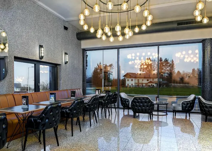 Parkhotel Braunau - 24 Stunden Self Check-in Oda ve Kahvaltı