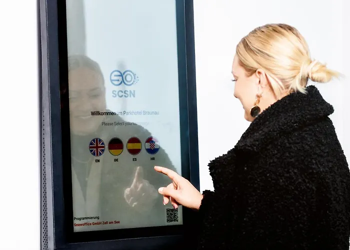 Oda ve Kahvaltı Parkhotel Braunau - 24 Stunden Self Check-in 4*