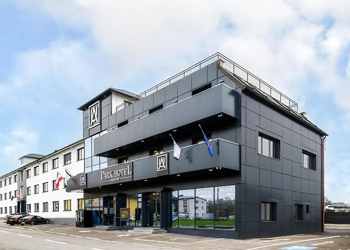 Parkhotel Braunau - 24 Stunden Self Check-in Отель типа 