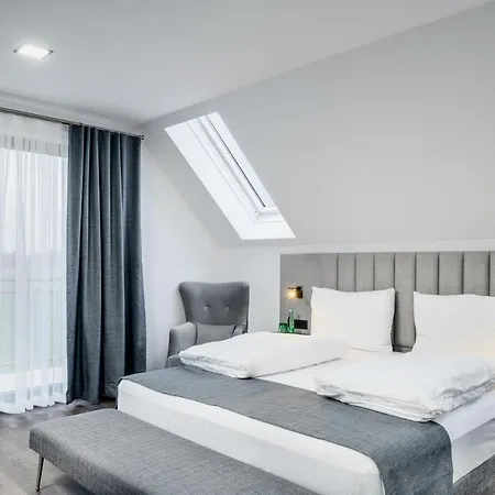 Parkhotel Braunau - 24 Stunden Self Check-in Nocleg ze śniadaniem 4*