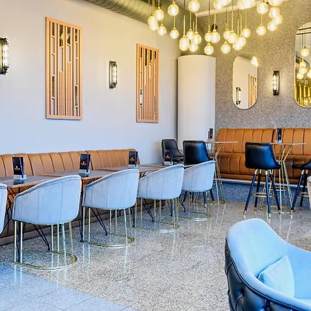 Parkhotel Braunau - 24 Stunden Self Check-in Bed & Breakfast Braunau am Inn